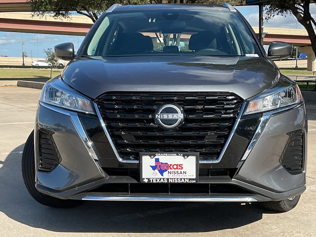 Used 2024 Nissan Kicks SV SUV