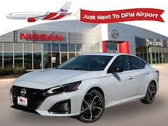 2025 Nissan Altima SR Sedan