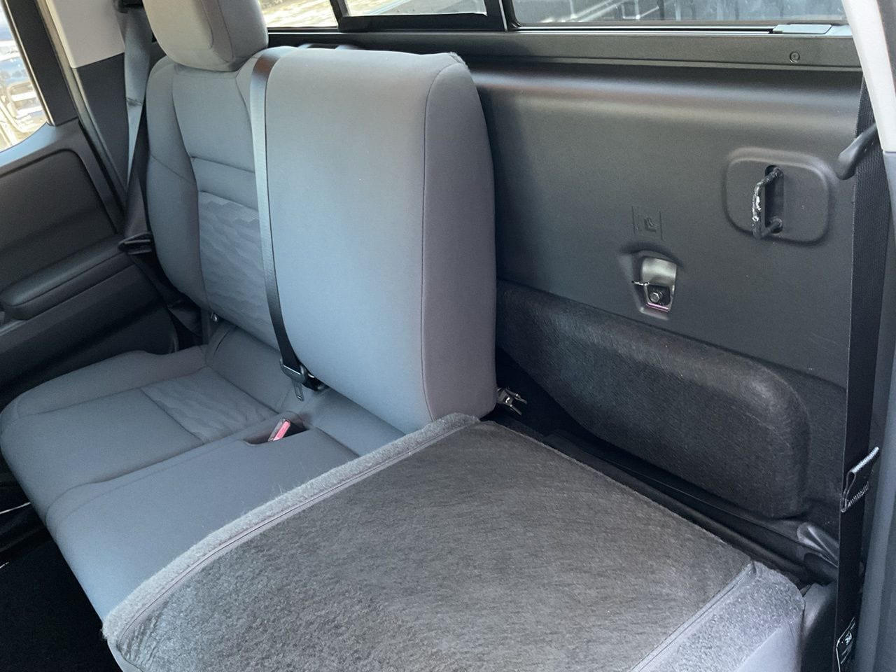 2026 Nissan Frontier S - Photo 17
