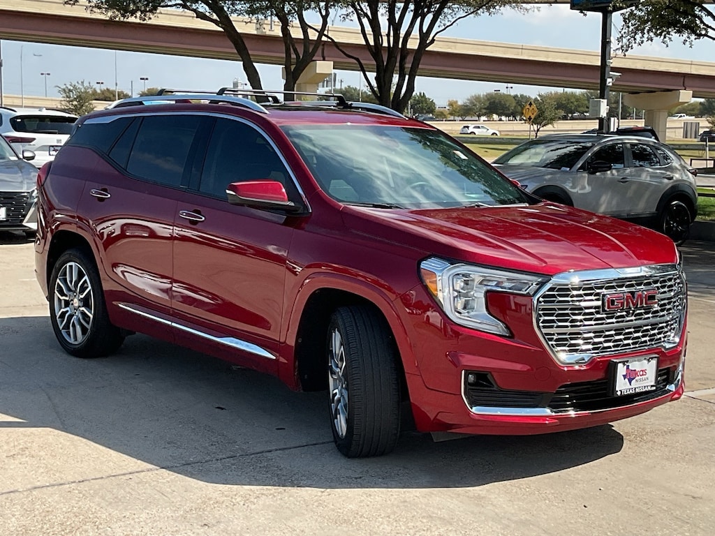 Used 2024 GMC Terrain Denali SUV