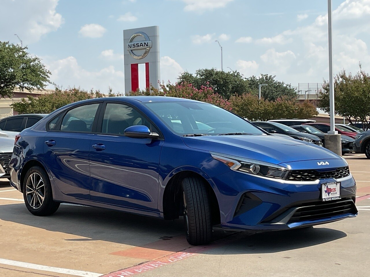 2024 Kia Forte LXS photo 4