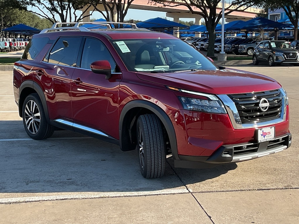 New 2025 Nissan Pathfinder Platinum SUV