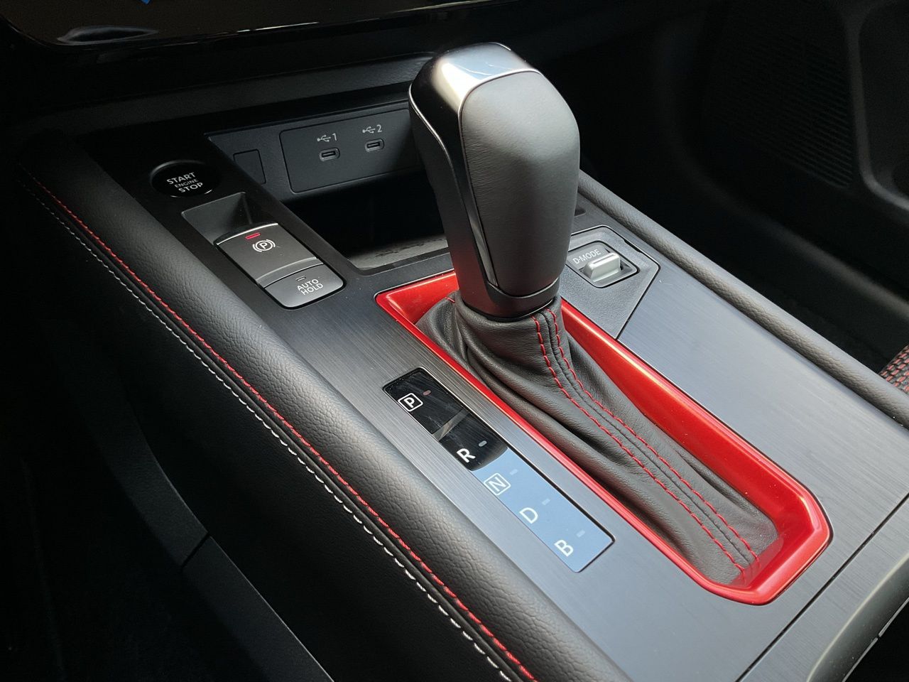 2026 Nissan KICKS SR - Photo 35