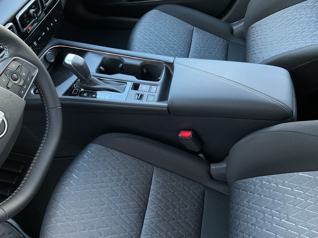 2026 Nissan Sentra SV - Photo 34
