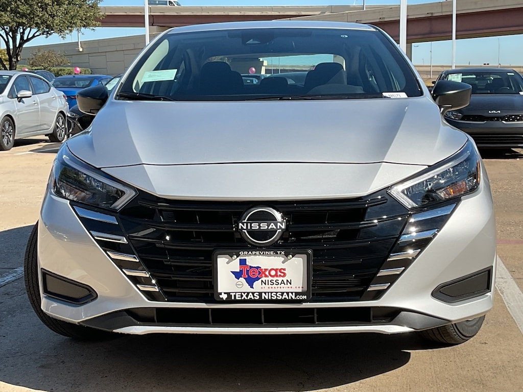 New 2025 Nissan Versa 1.6 S Sedan