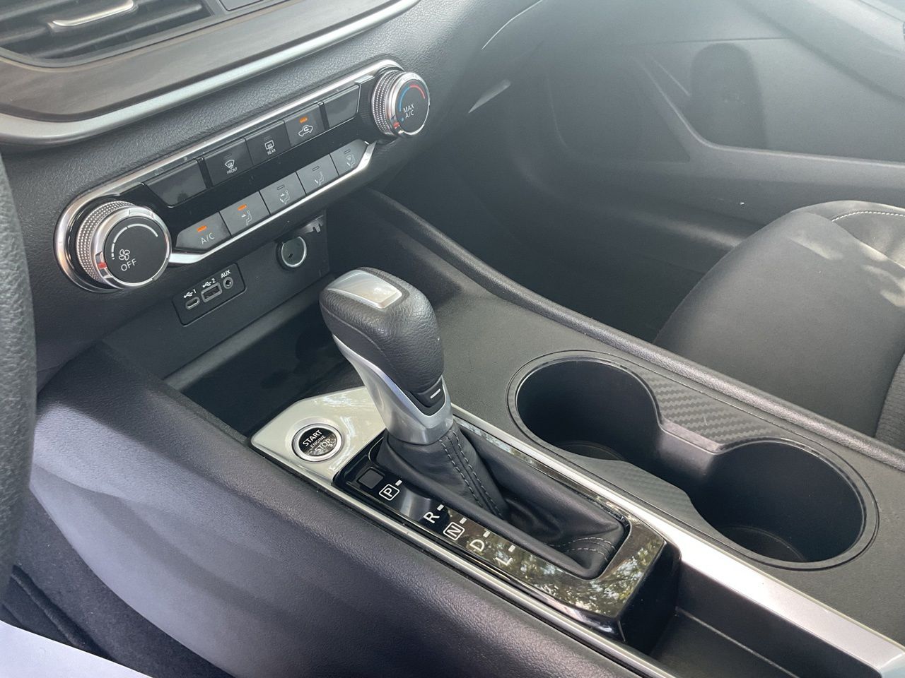 2025 Nissan Altima SV - Photo 22