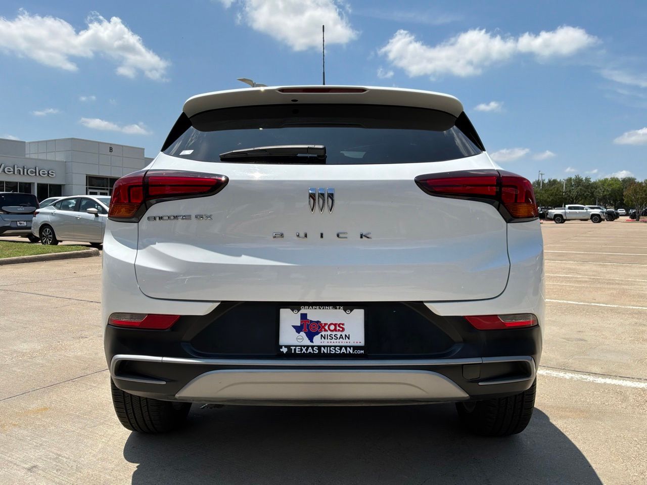 View vehicle photo 7