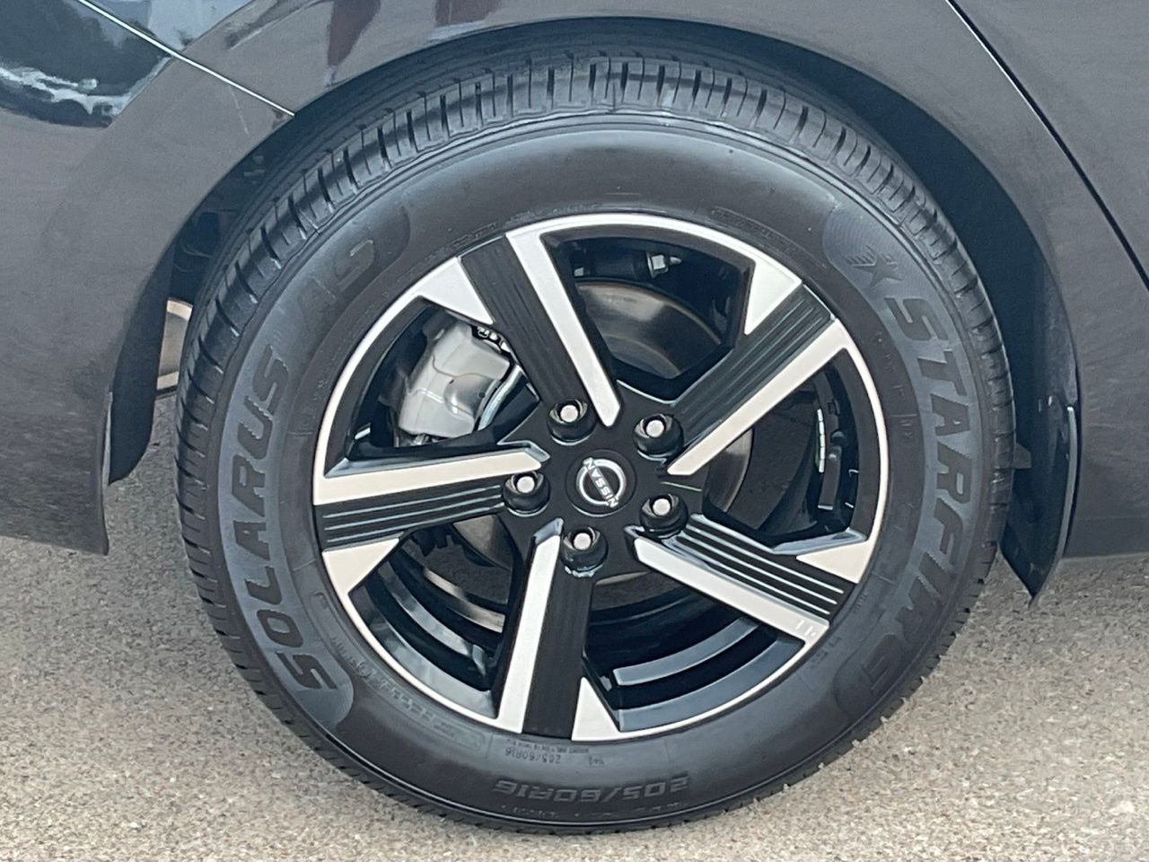 2025 Nissan Sentra SV - Photo 7