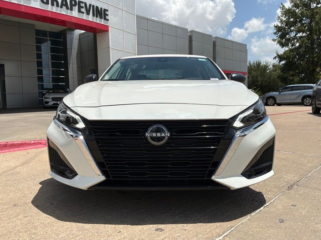 Used 2025 Nissan