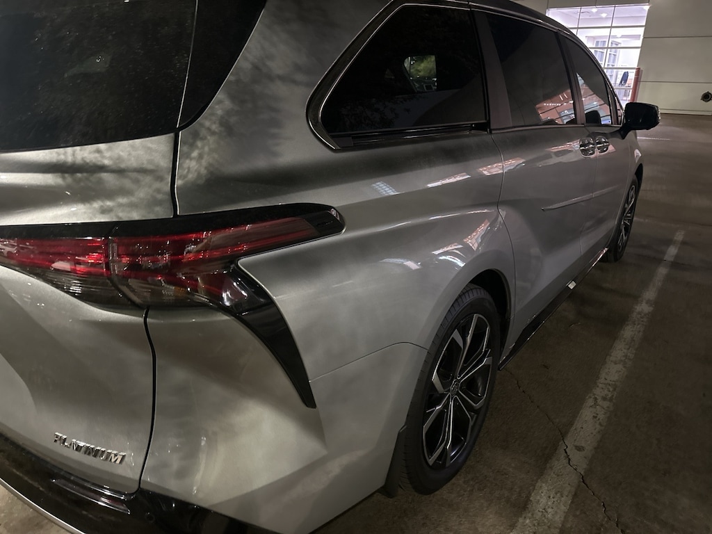 Used 2025 Toyota Sienna Platinum Minivan/Van