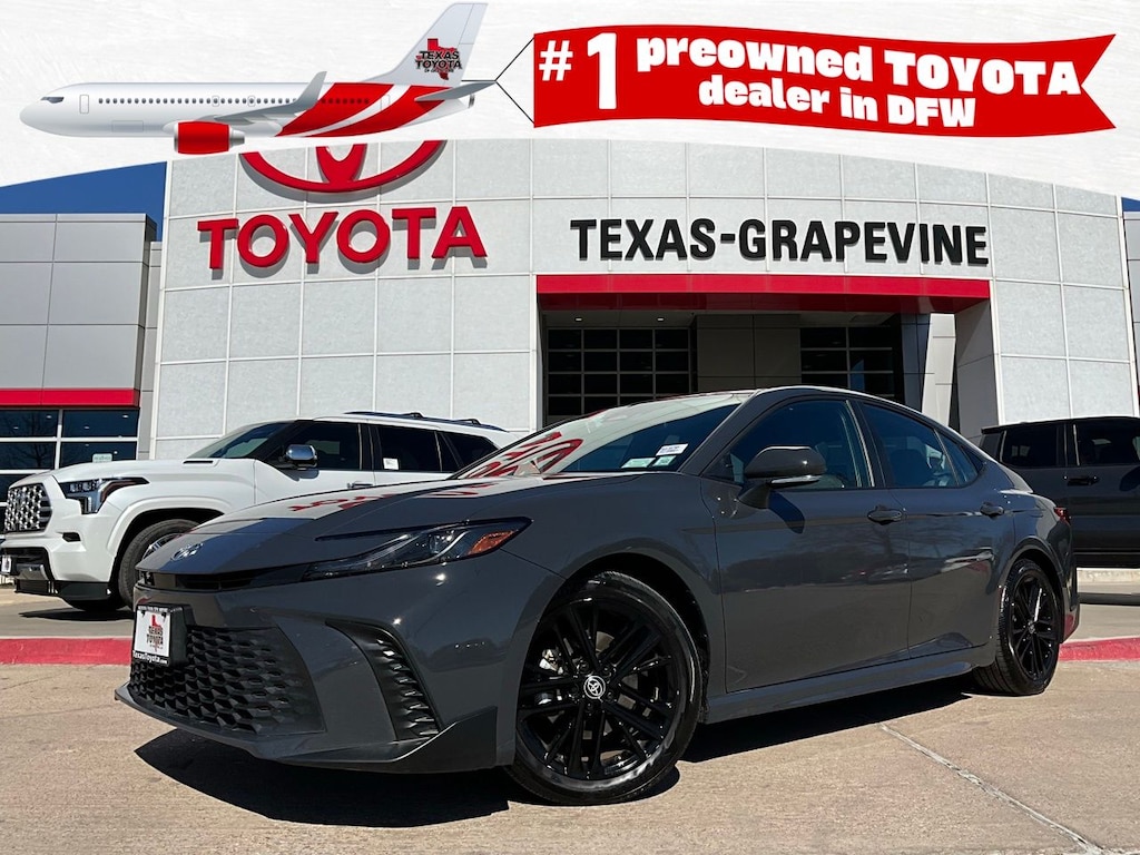 Used 2025 Toyota Camry SE Sedan