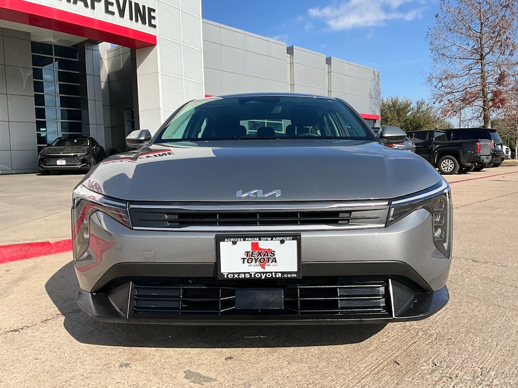 Used 2025 Kia