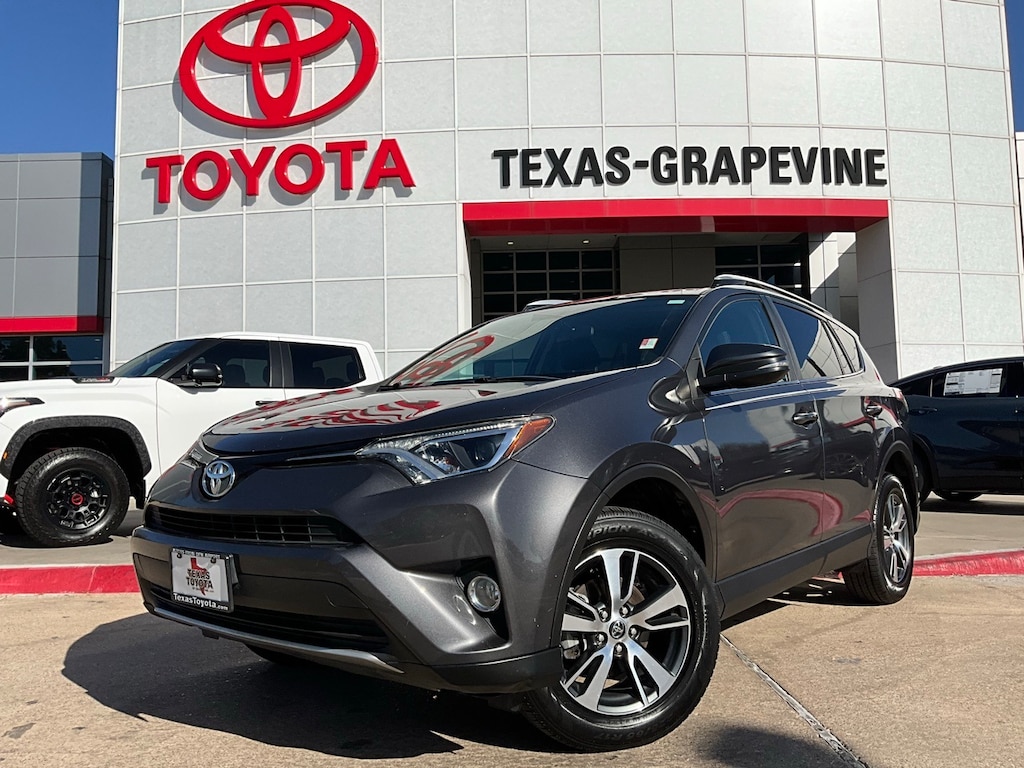Used 2016 Toyota RAV4 XLE SUV