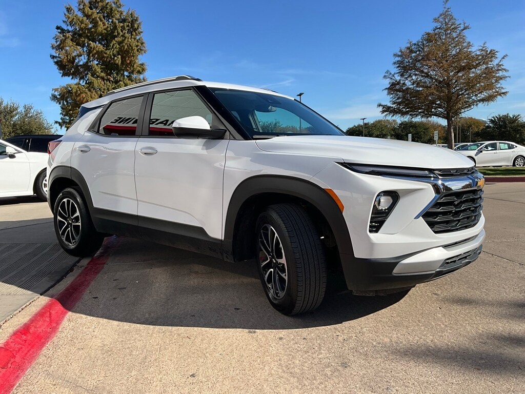 Used 2025 Chevrolet Trailblazer LT SUV