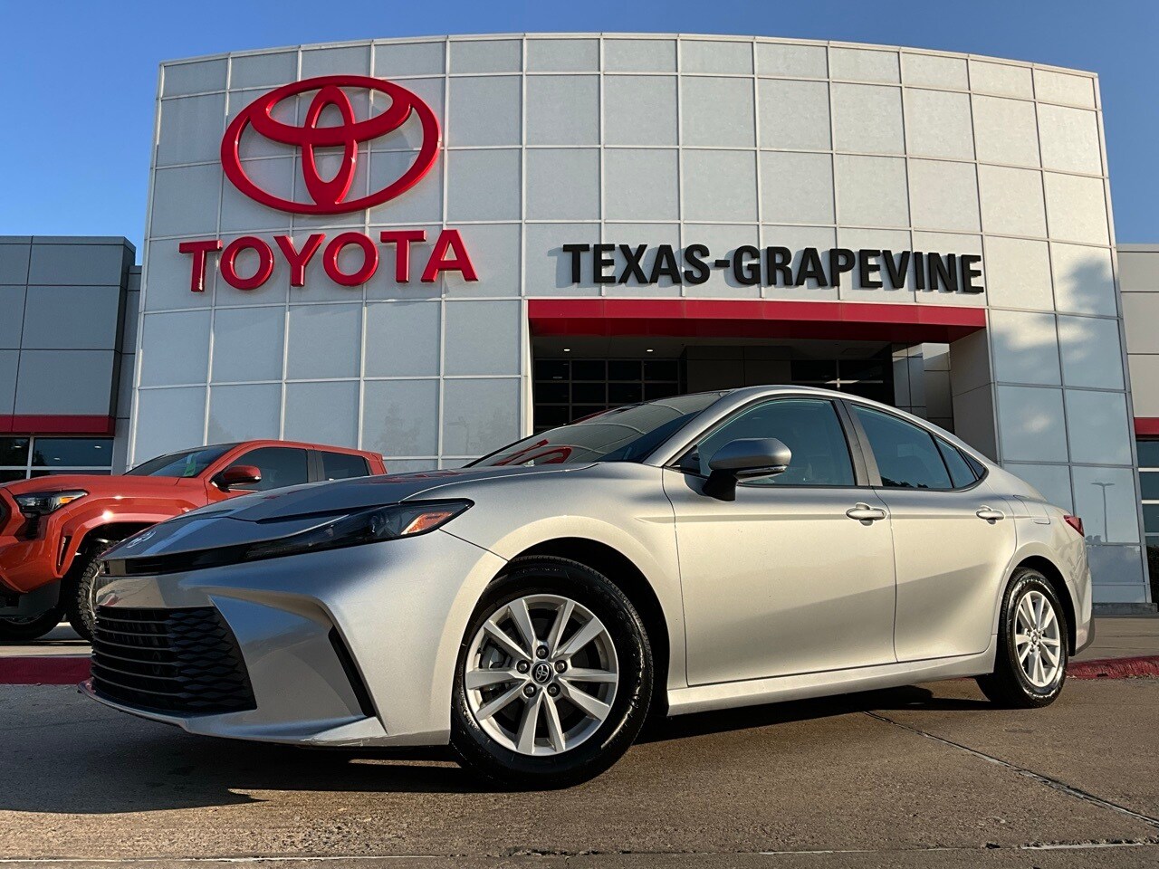 2025 Toyota Camry LE photo 2