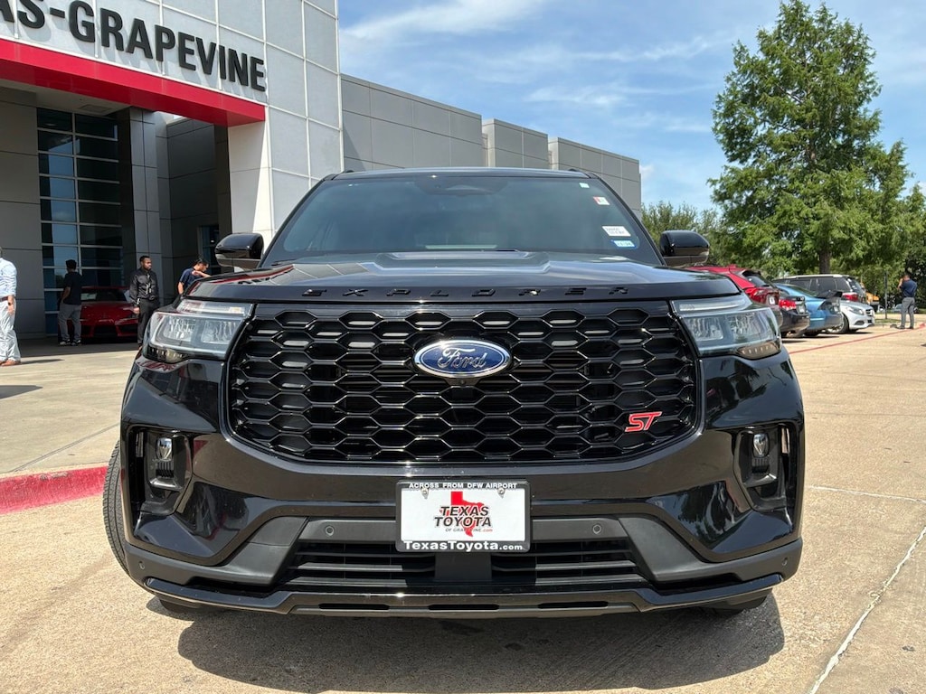 Used 2025 Ford Explorer ST SUV