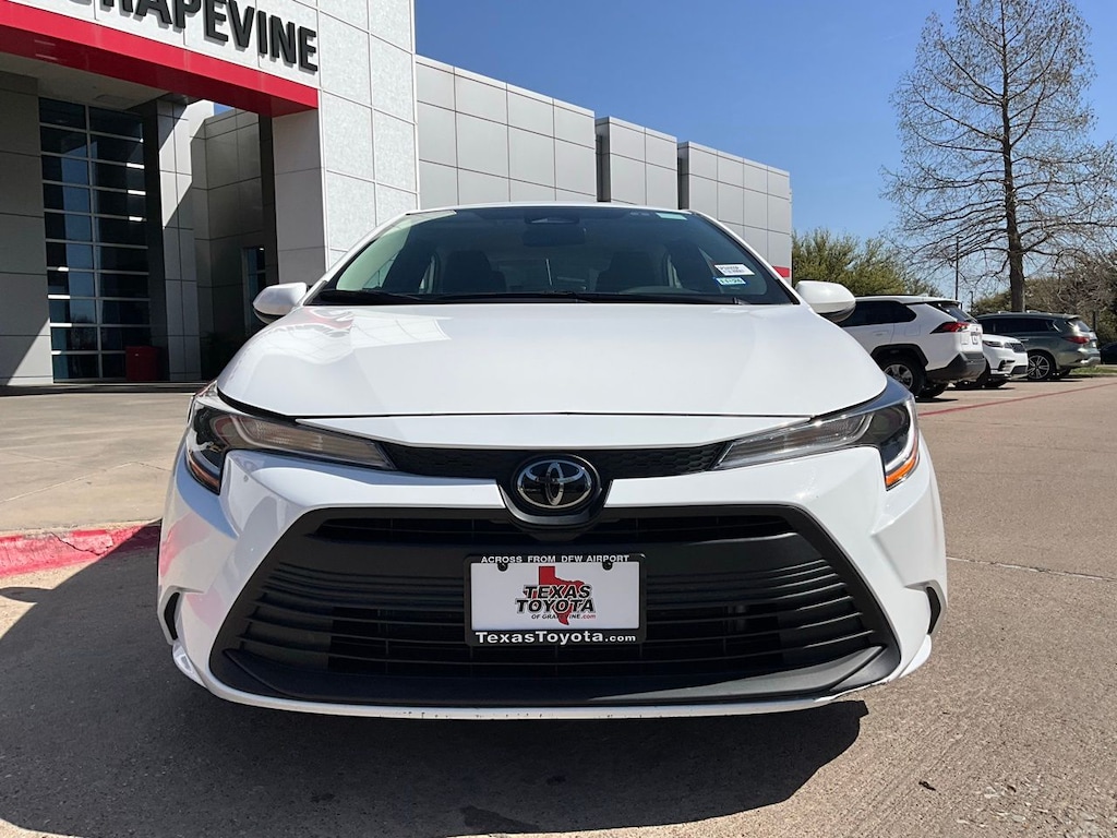 Used 2025 Toyota Corolla LE Sedan