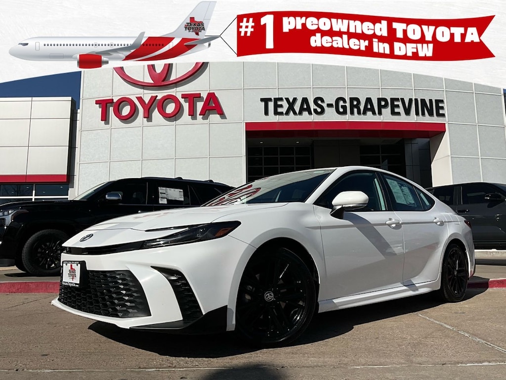 Used 2025 Toyota Camry SE Sedan