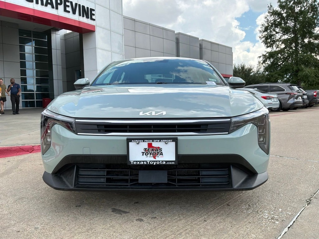 Used 2025 Kia K4 LXS Sedan