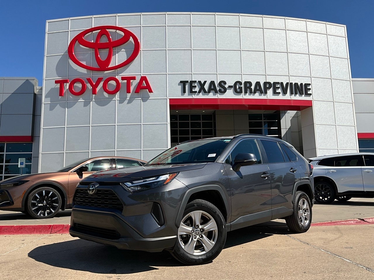 Used 2023 Toyota RAV4 XLE with VIN 2T3P1RFV5PW360793 for sale in Grapevine, TX