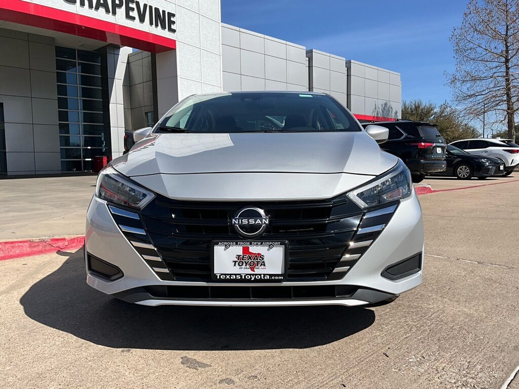 Used 2025 Nissan Versa 1.6 SV Sedan
