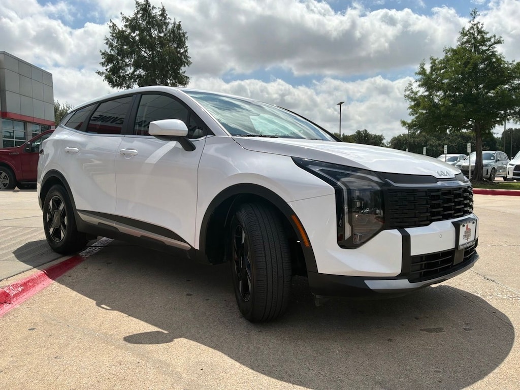 Used 2026 Kia Sportage LX SUV