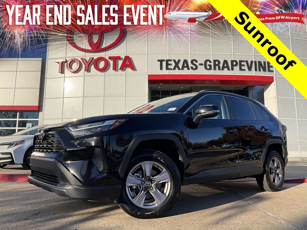 2025 Toyota RAV4 XLE's photo