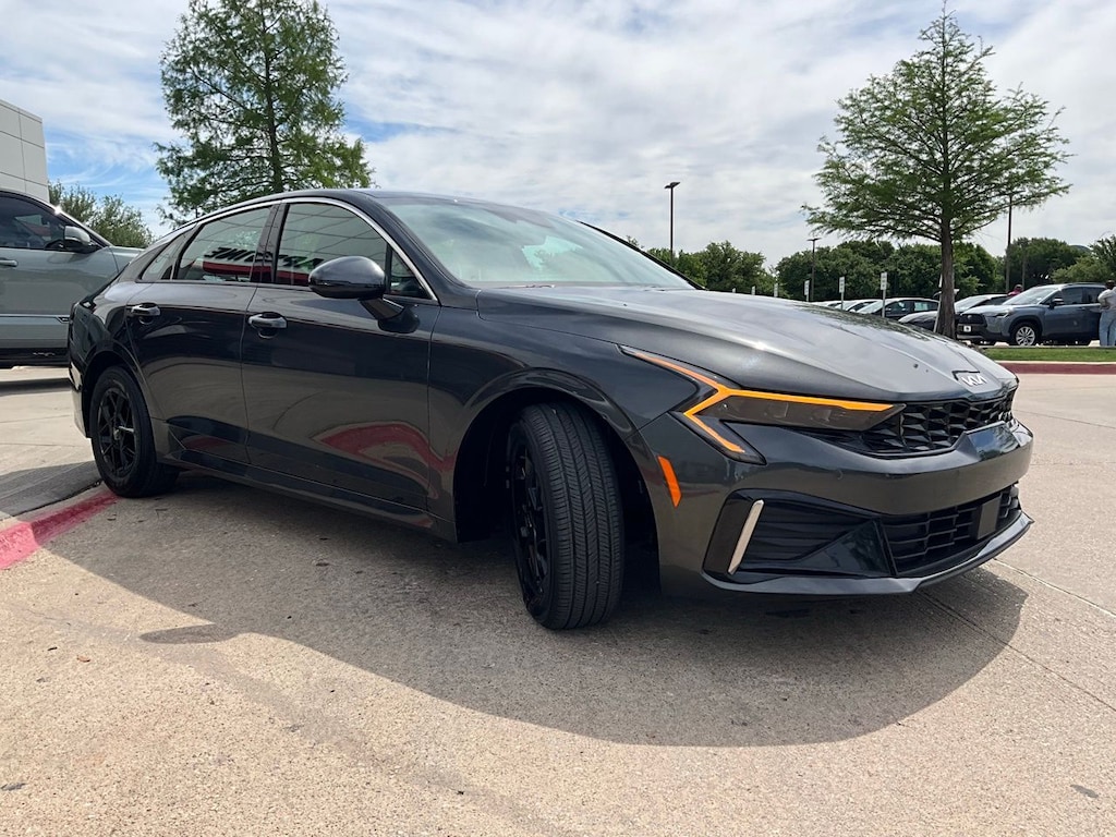 Used 2025 Kia