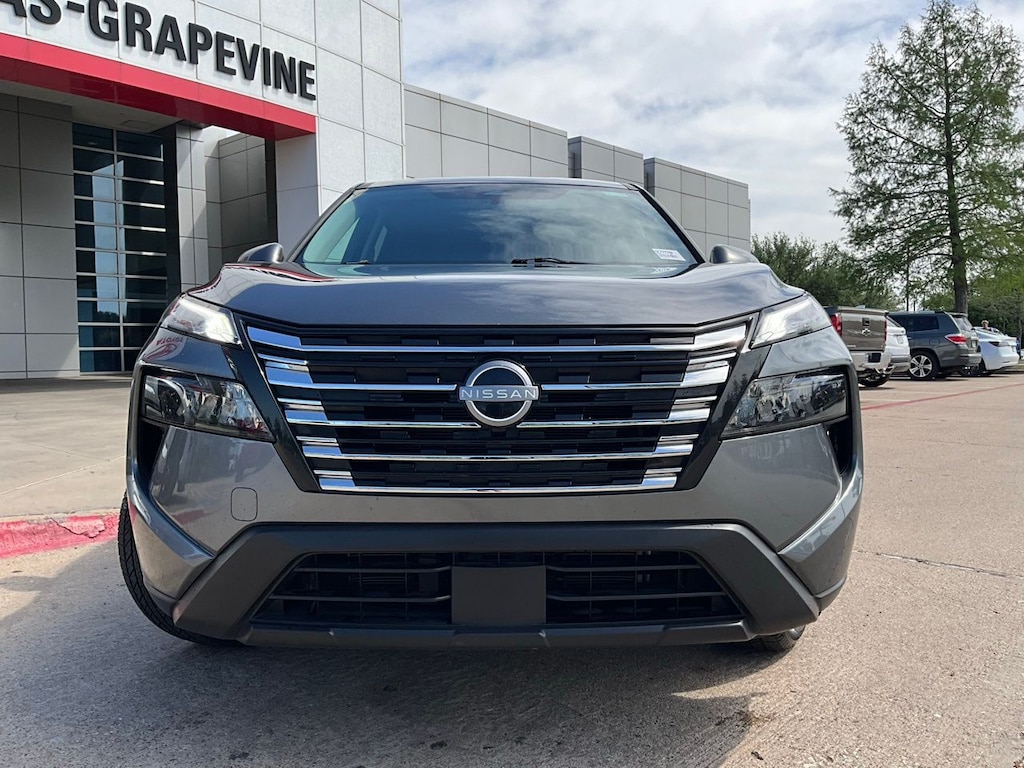 Used 2025 Nissan Rogue SV SUV