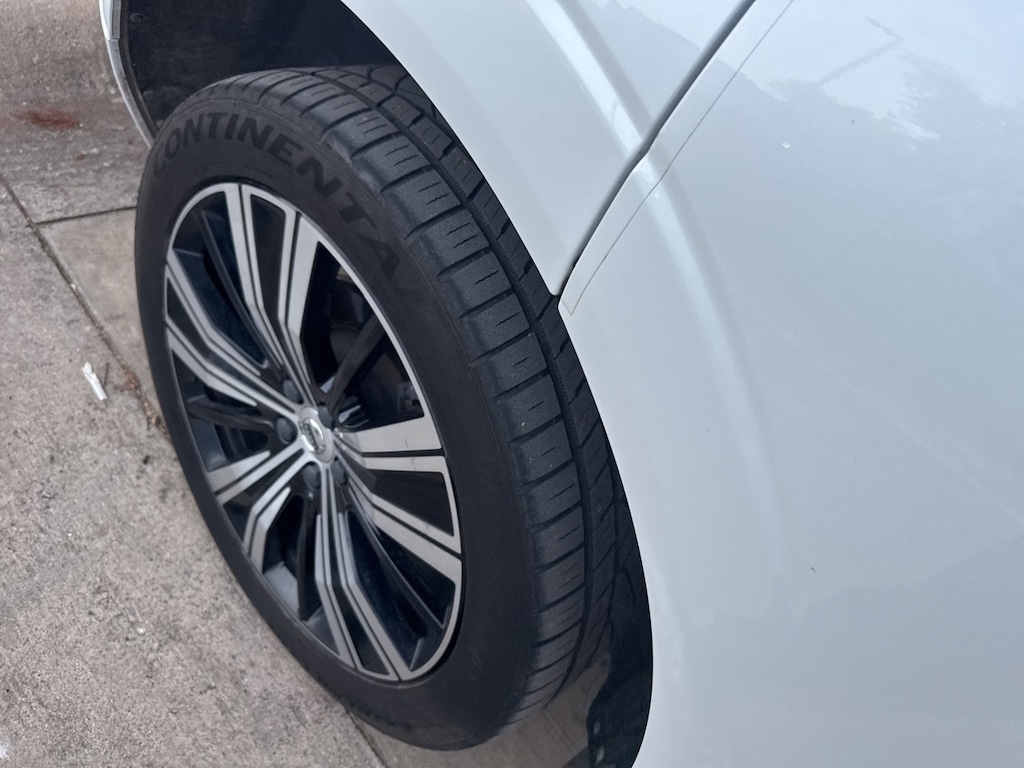 Used 2022 Volvo XC60 B5 Inscription SUV