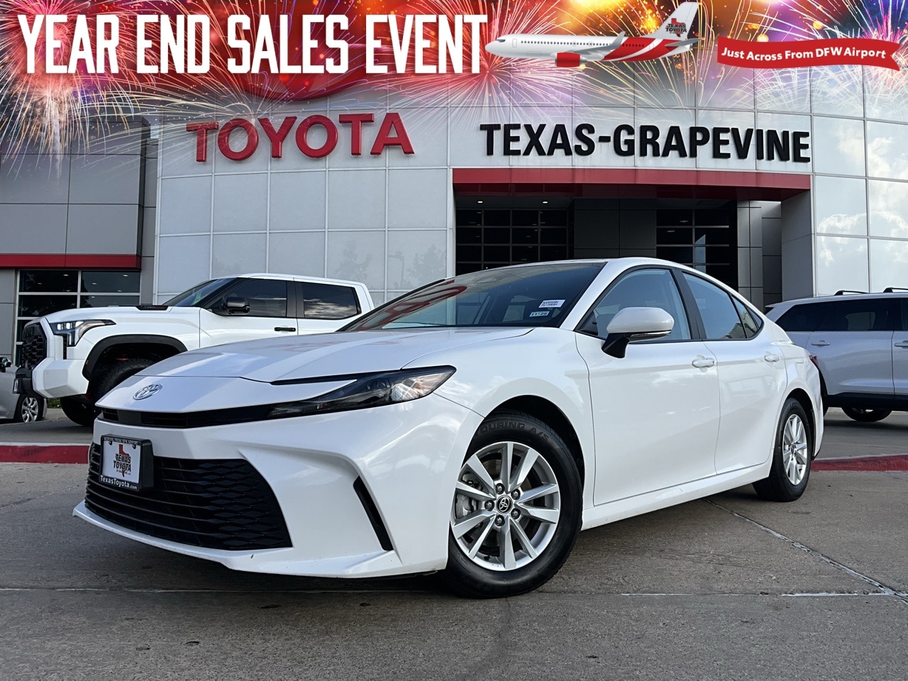 2025 Toyota Camry LE's photo