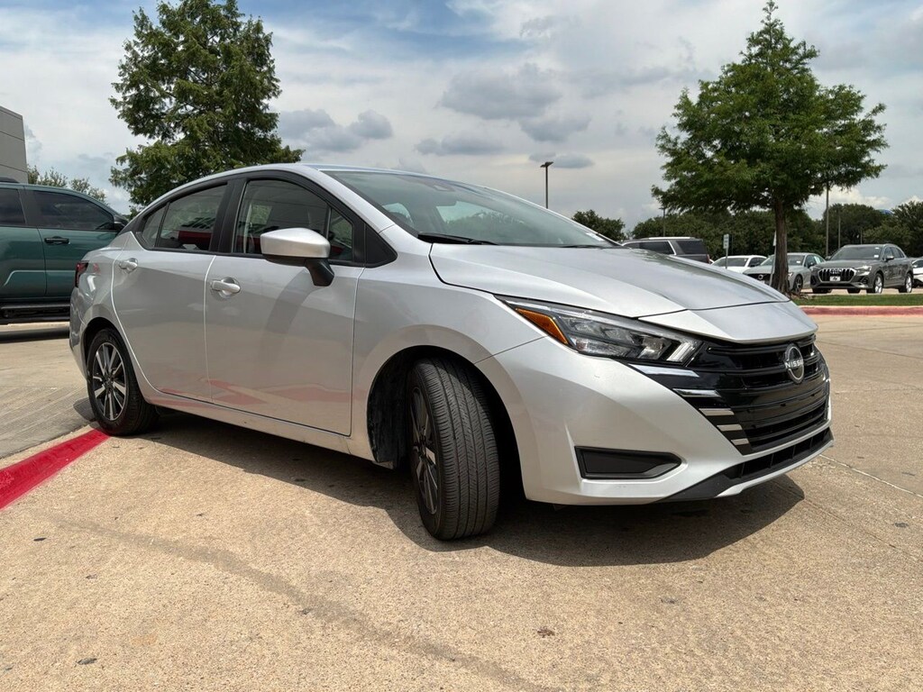 Used 2025 Nissan Versa 1.6 SV Sedan