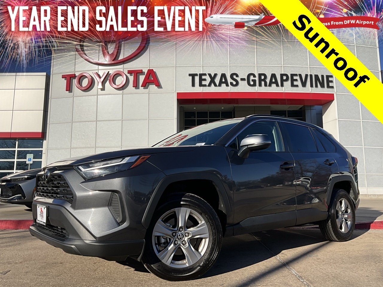 2025 Toyota RAV4 XLE's photo