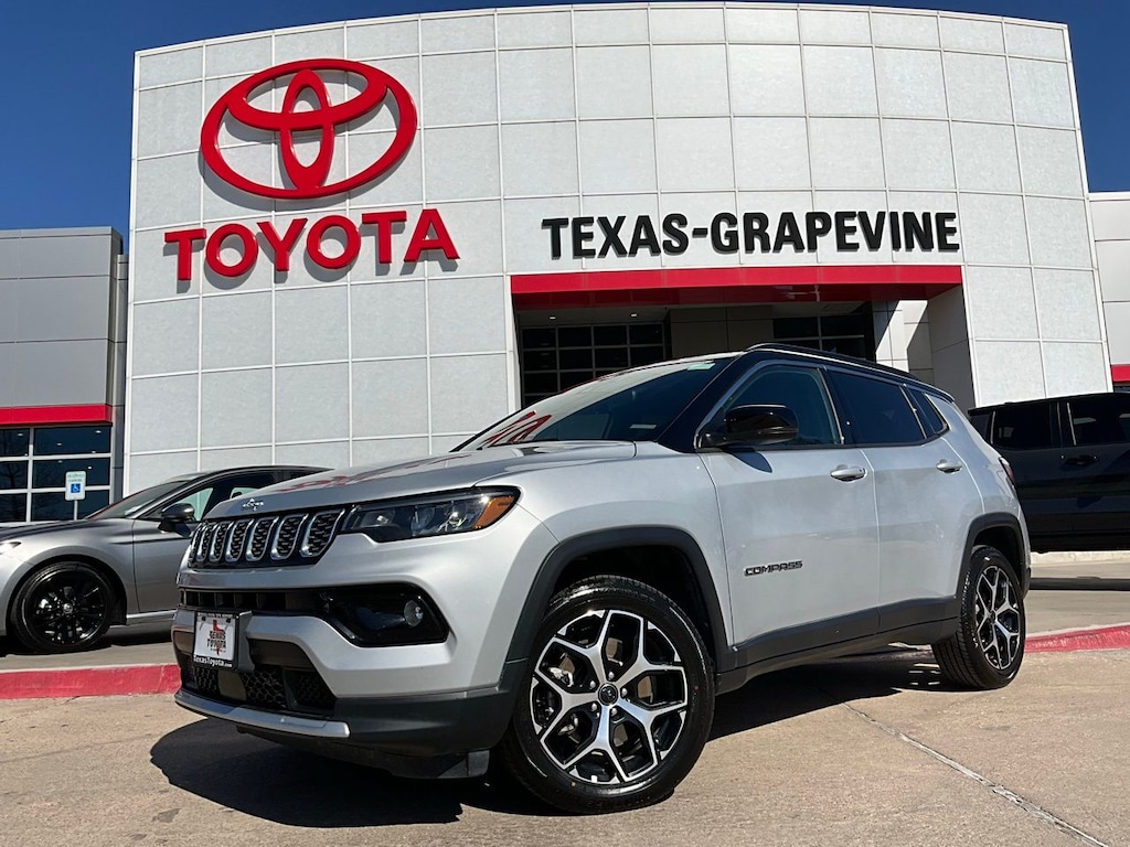 Used 2025 Jeep Compass Limited SUV
