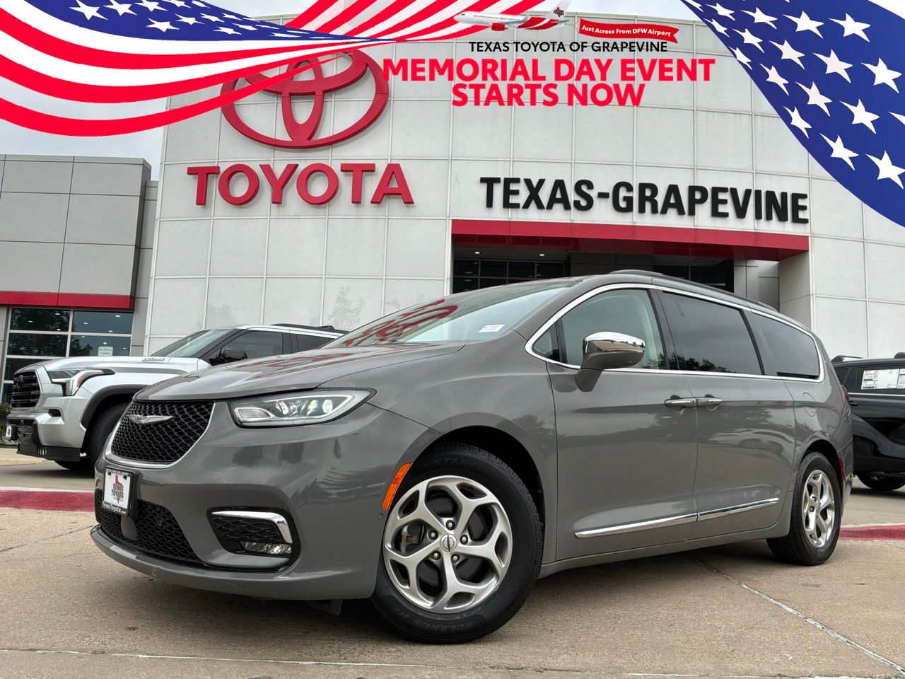 2022 Chrysler Pacifica Limited's photo