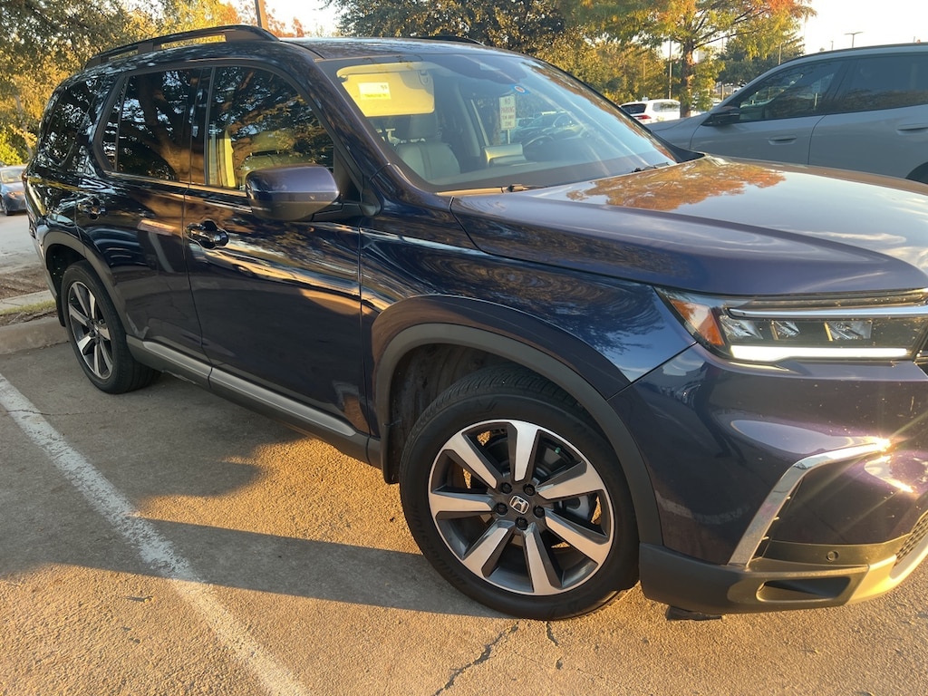 Used 2023 Honda Pilot Touring SUV