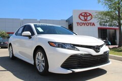 New 2019 Toyota Camry LE Sedan