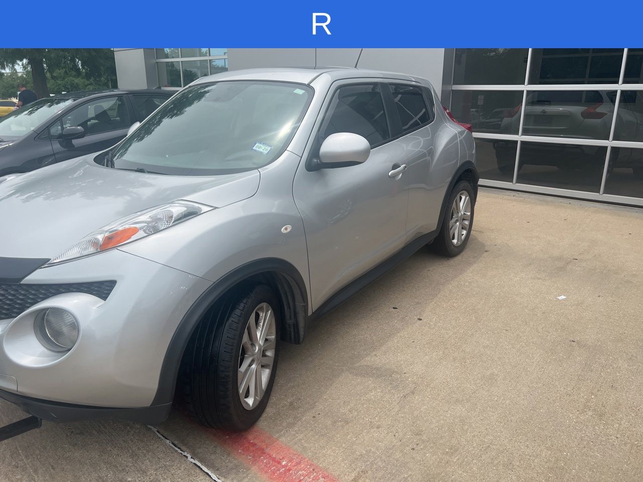 View vehicle photo 2