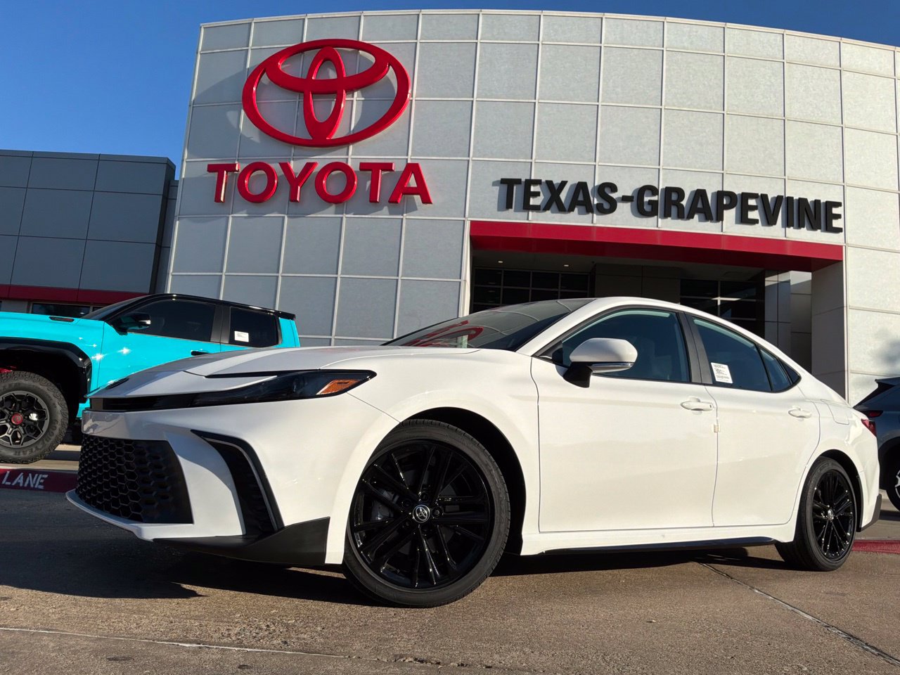 2026 Toyota Camry SE Car