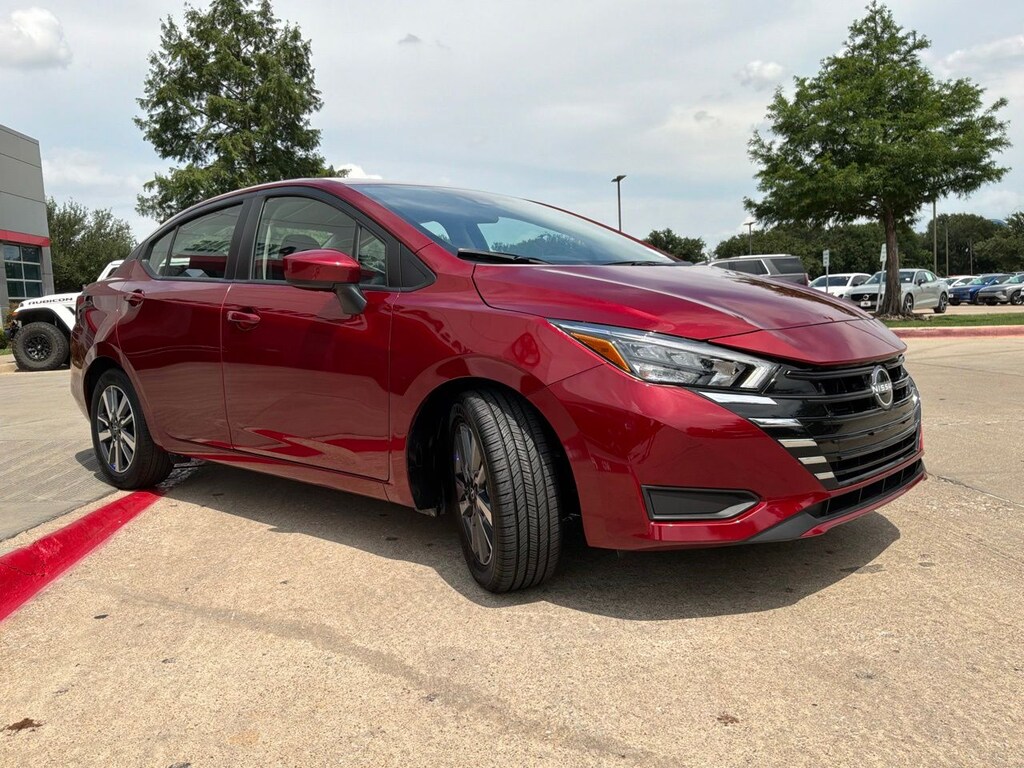 Used 2025 Nissan