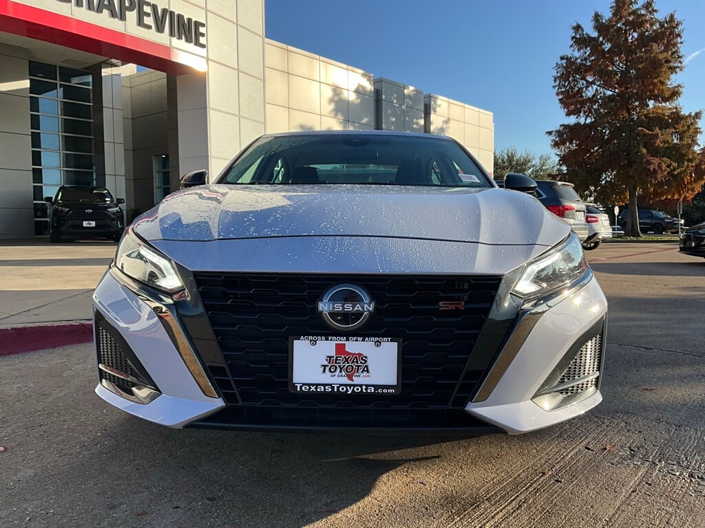 Used 2025 Nissan