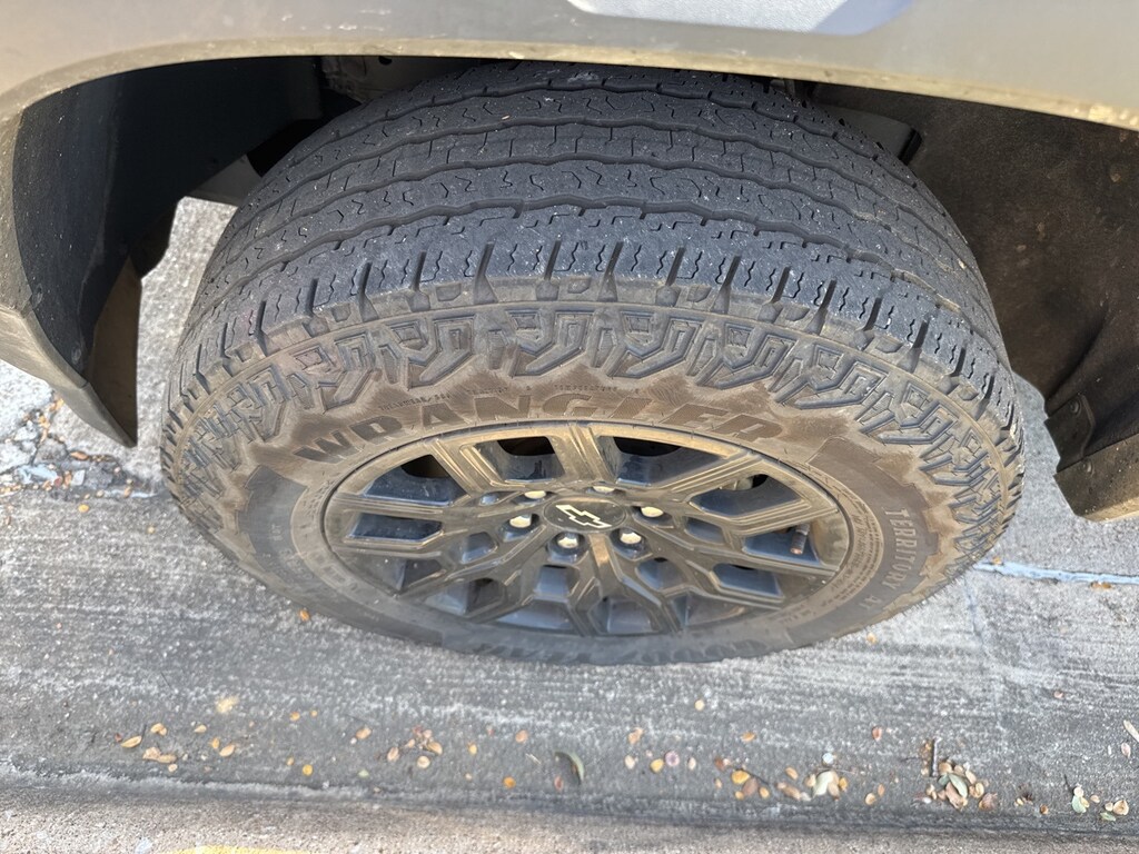 Used 2024 Chevrolet Colorado Trail Boss Truck