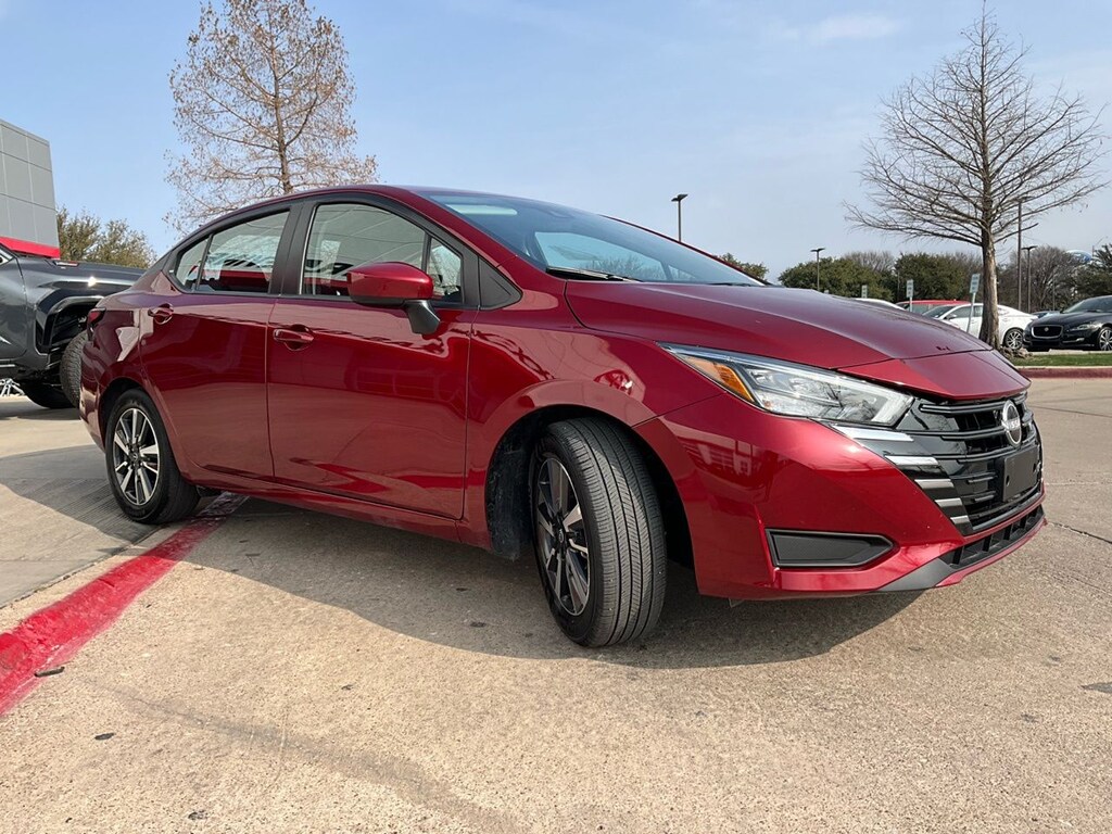 Used 2025 Nissan Versa 1.6 SV Sedan