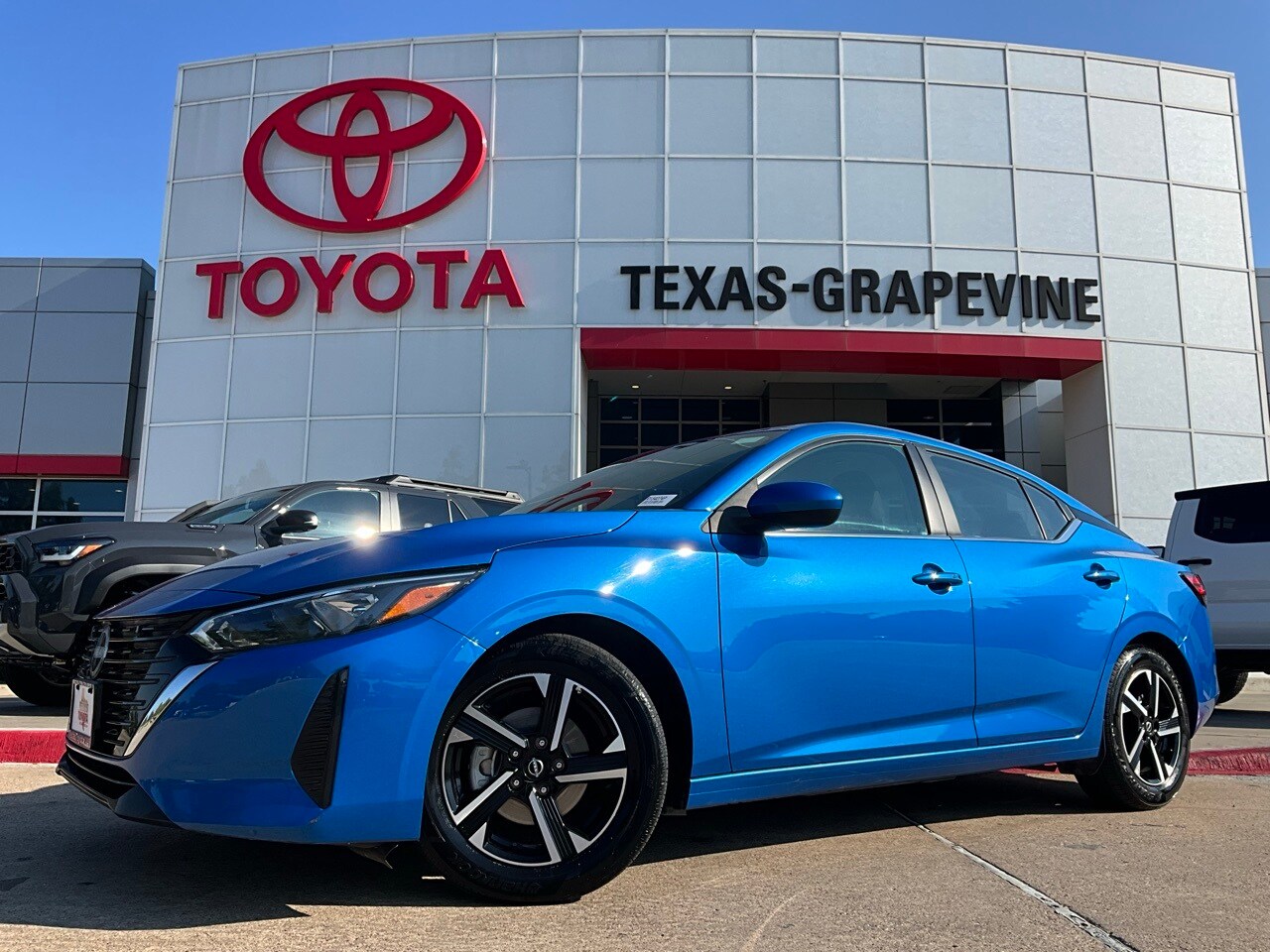 2024 Nissan Sentra SV photo 2
