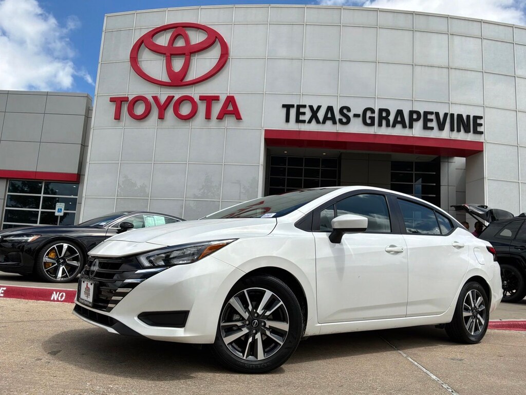 Used 2025 Nissan Versa 1.6 SV Sedan