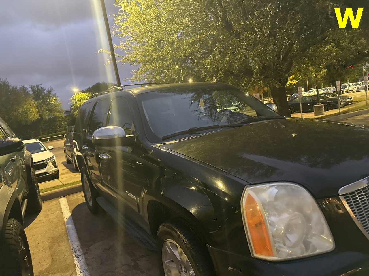 2009 GMC Yukon SLT1's photo