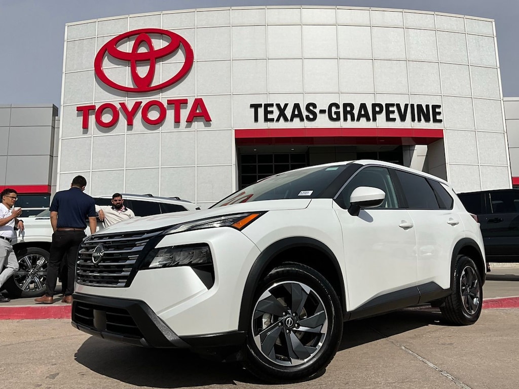 Used 2025 Nissan Rogue SV SUV