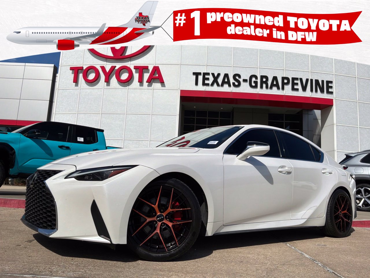 2021 Lexus IS