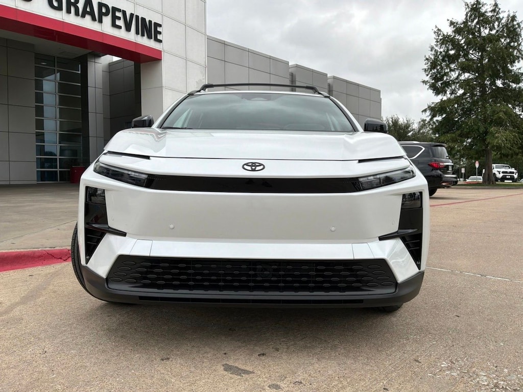 New 2026 Toyota C-HR SE SUV