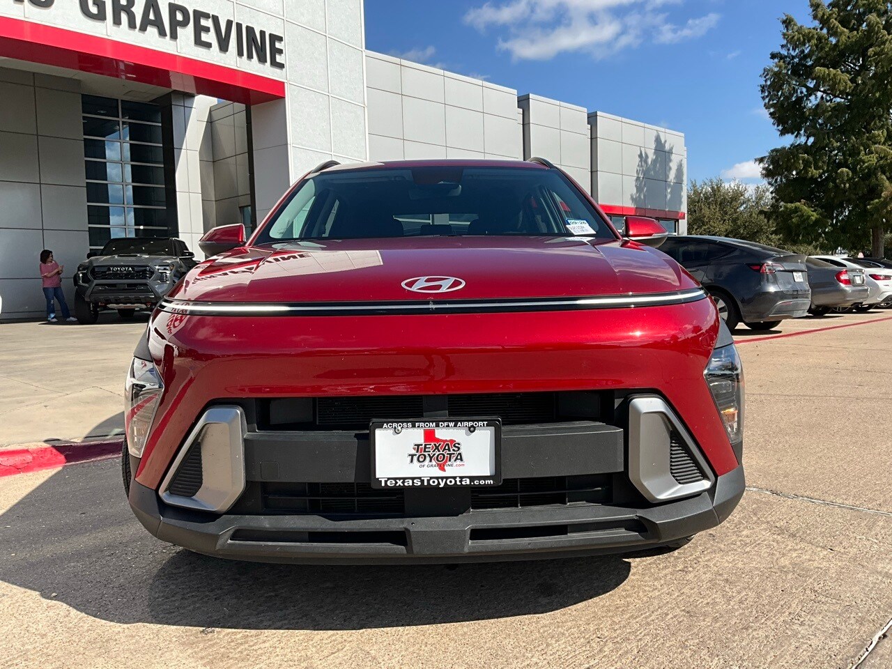2025 Hyundai Kona SEL photo 3